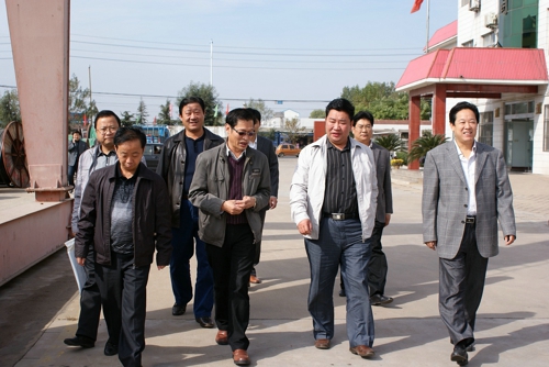 贵州六枝特区副区长周金平莅临公司考察指导